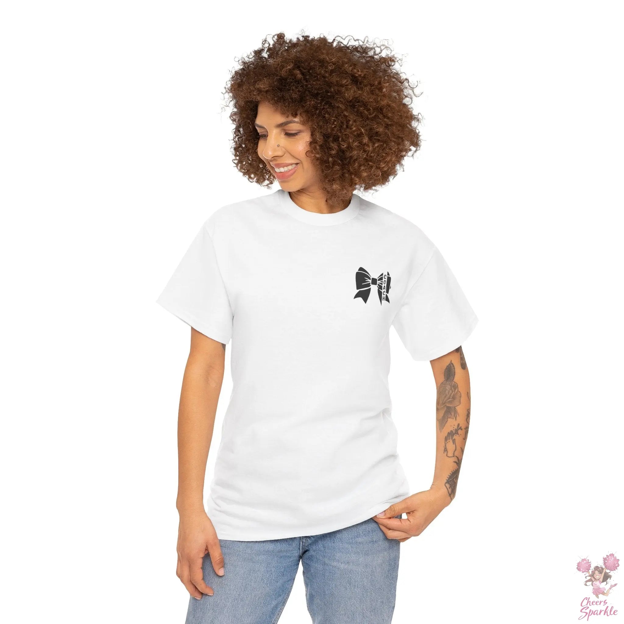 Cheer Coach T-Shirt mit Schwarzer Bow Printify