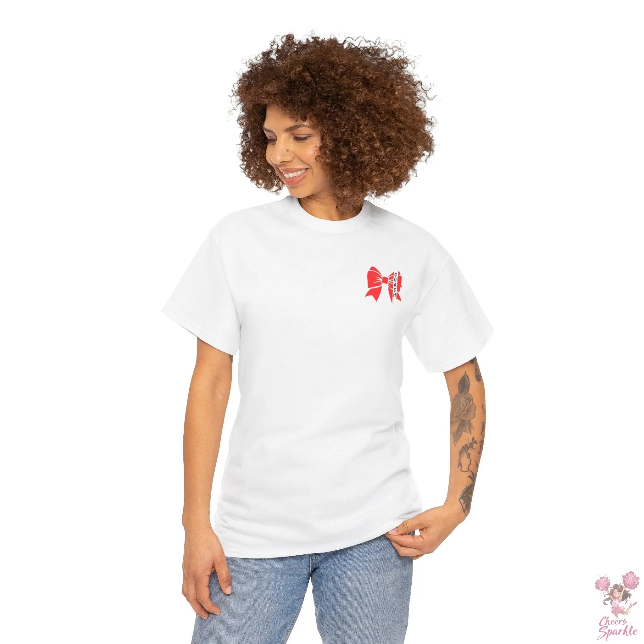 Cheer Coach T-Shirt mit Roter Bow Printify