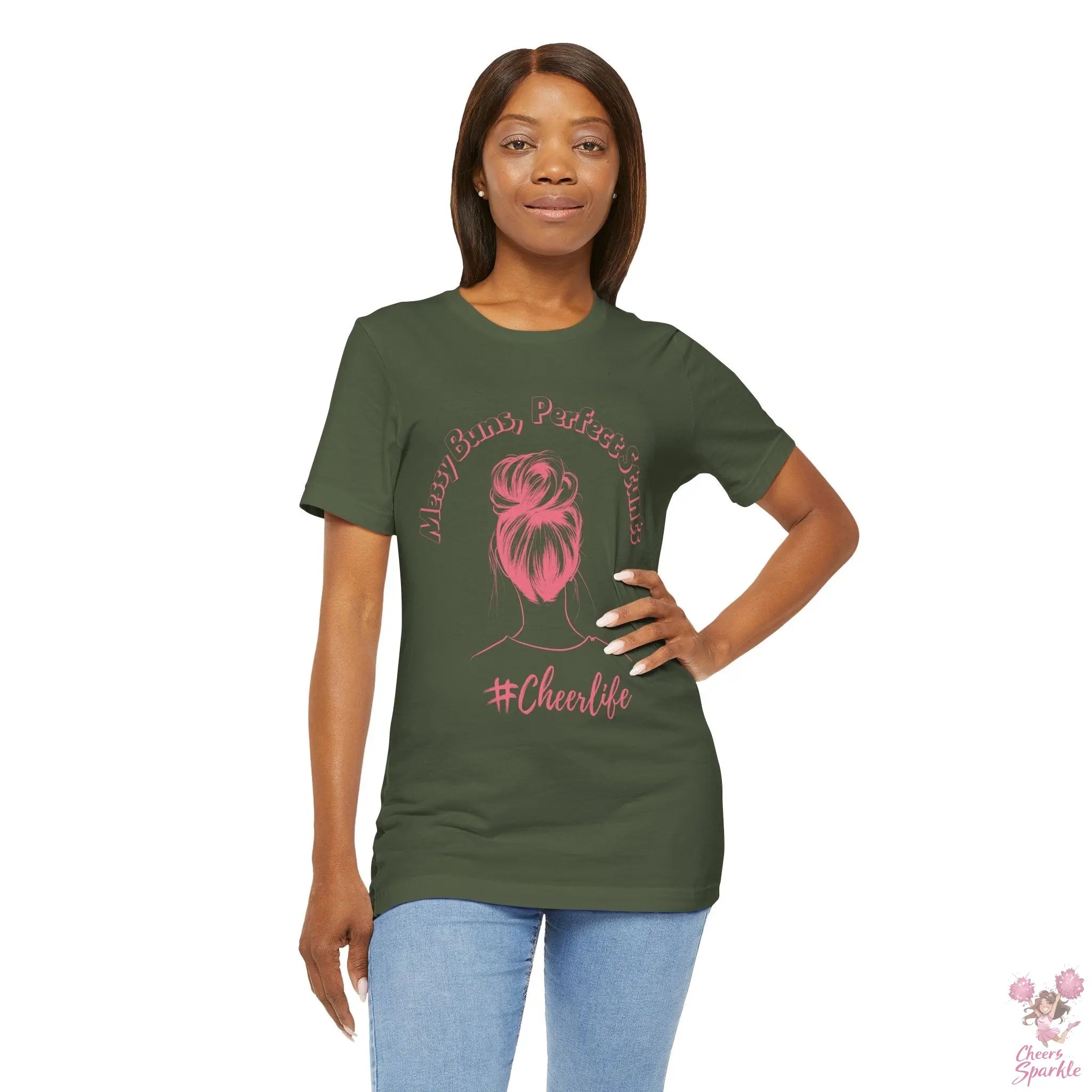 Stylischen T-Shirt "Messy Buns, Perfect Stunts #Cheerlife" Cheers and Sparkle
