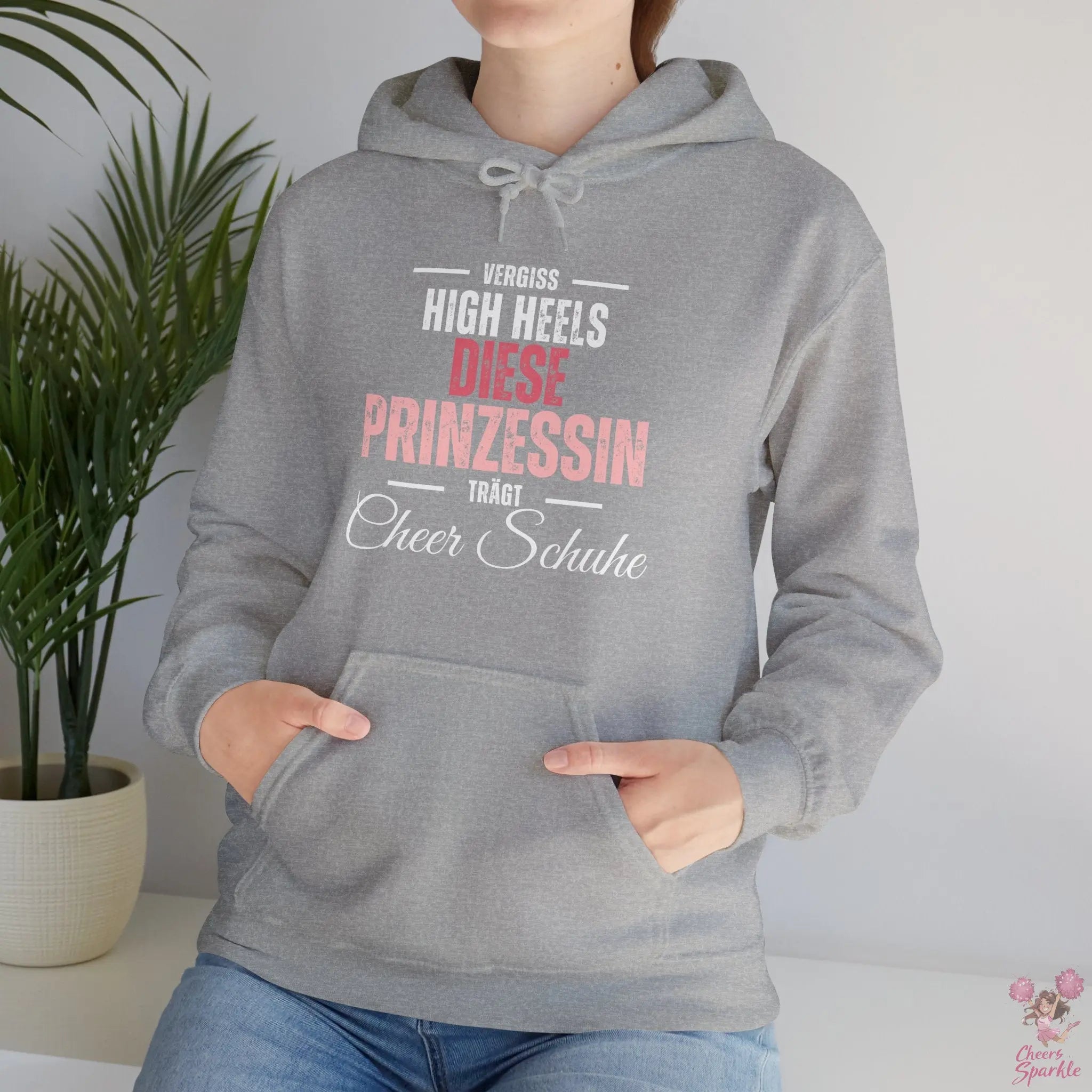 Hoodie „Vergiss Highheels, diese Prinzessin trägt Cheer Schuhe“ Printify