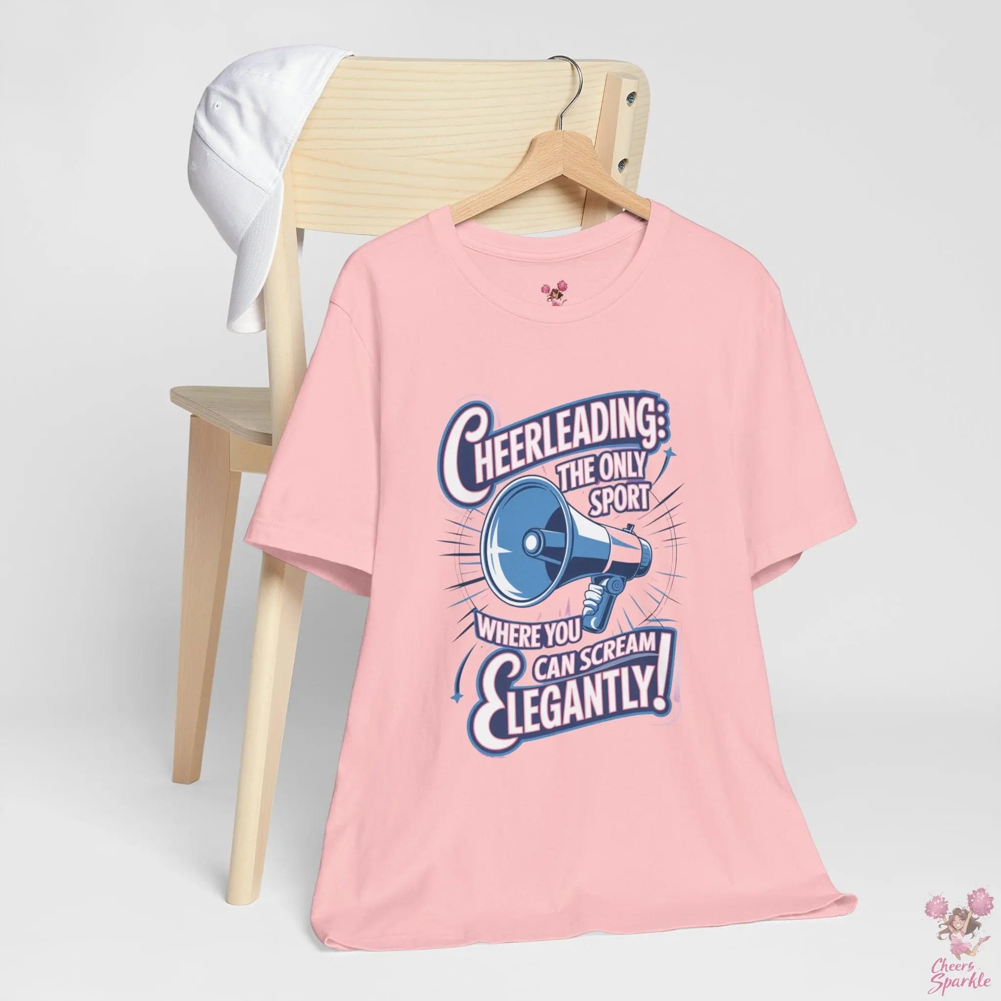 Cheerleading T-Shirt „Cheerleading: The Only Sport Where You Can Scream Elegantly!“ Cheers and Sparkle