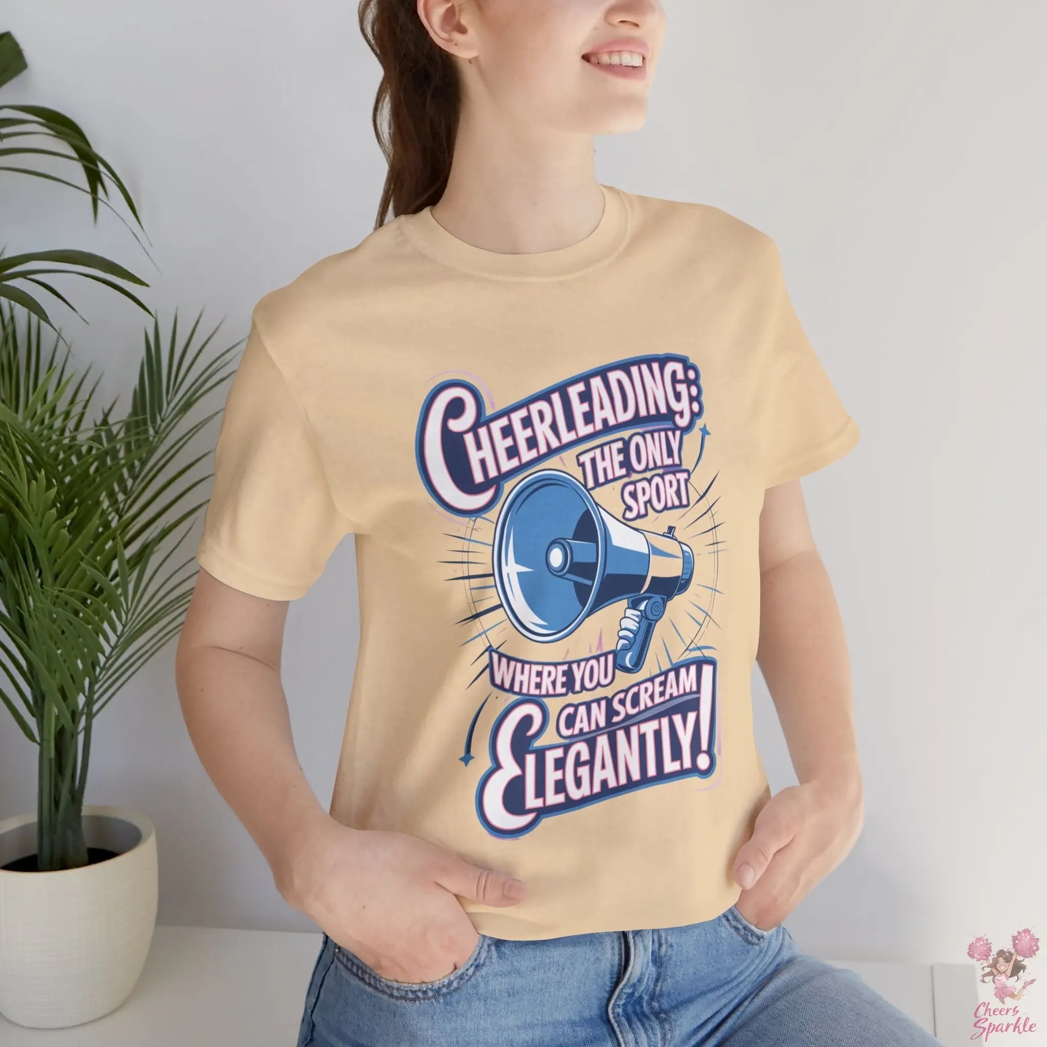 Cheerleading T-Shirt „Cheerleading: The Only Sport Where You Can Scream Elegantly!“ Cheers and Sparkle