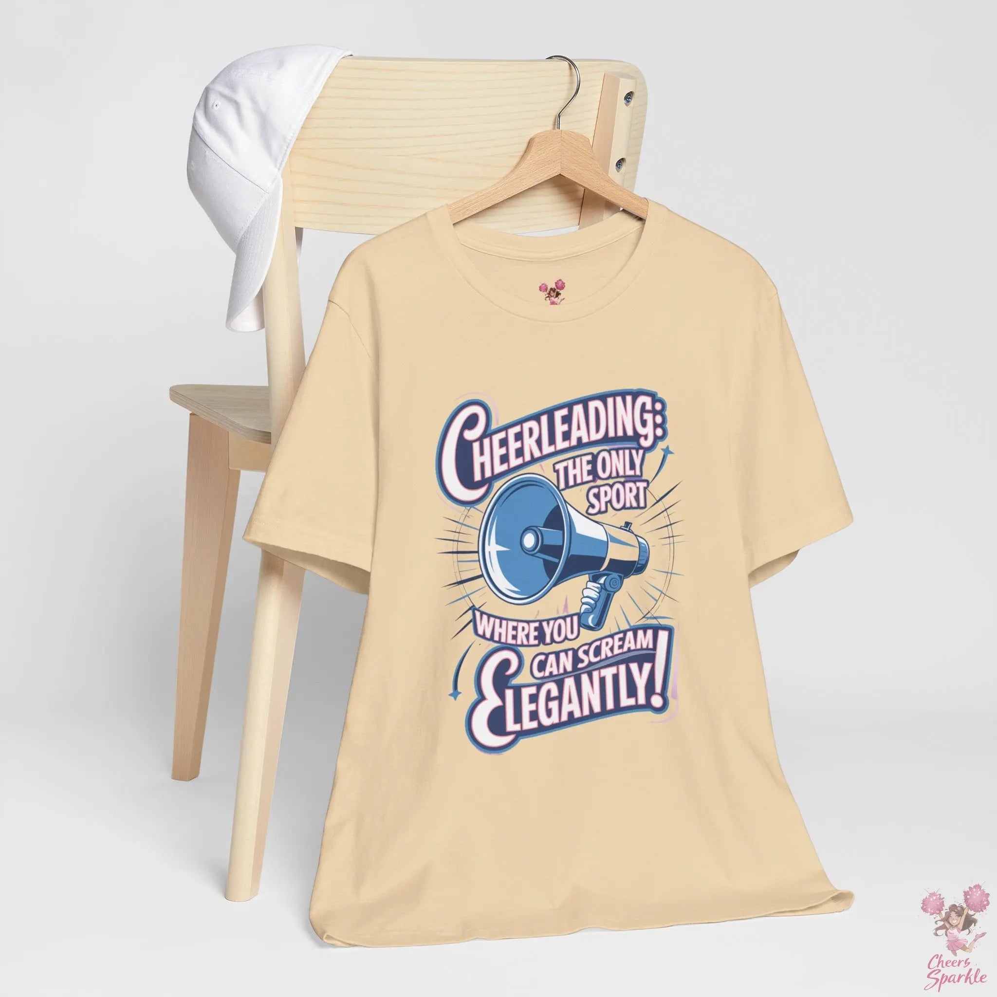 Cheerleading T-Shirt „Cheerleading: The Only Sport Where You Can Scream Elegantly!“ Cheers and Sparkle